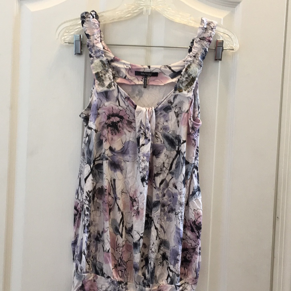 FINAL MARKDOWN Ladies daisy fuentes tank top petite small